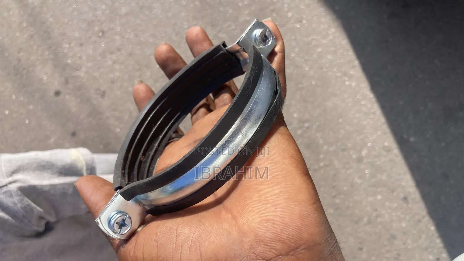 Metal Clips 3”