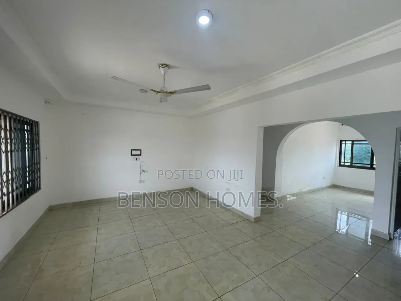 2bdrm Apartment in Market for rent