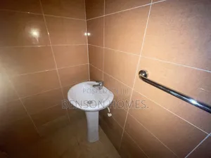 2bdrm Apartment in Market for rent