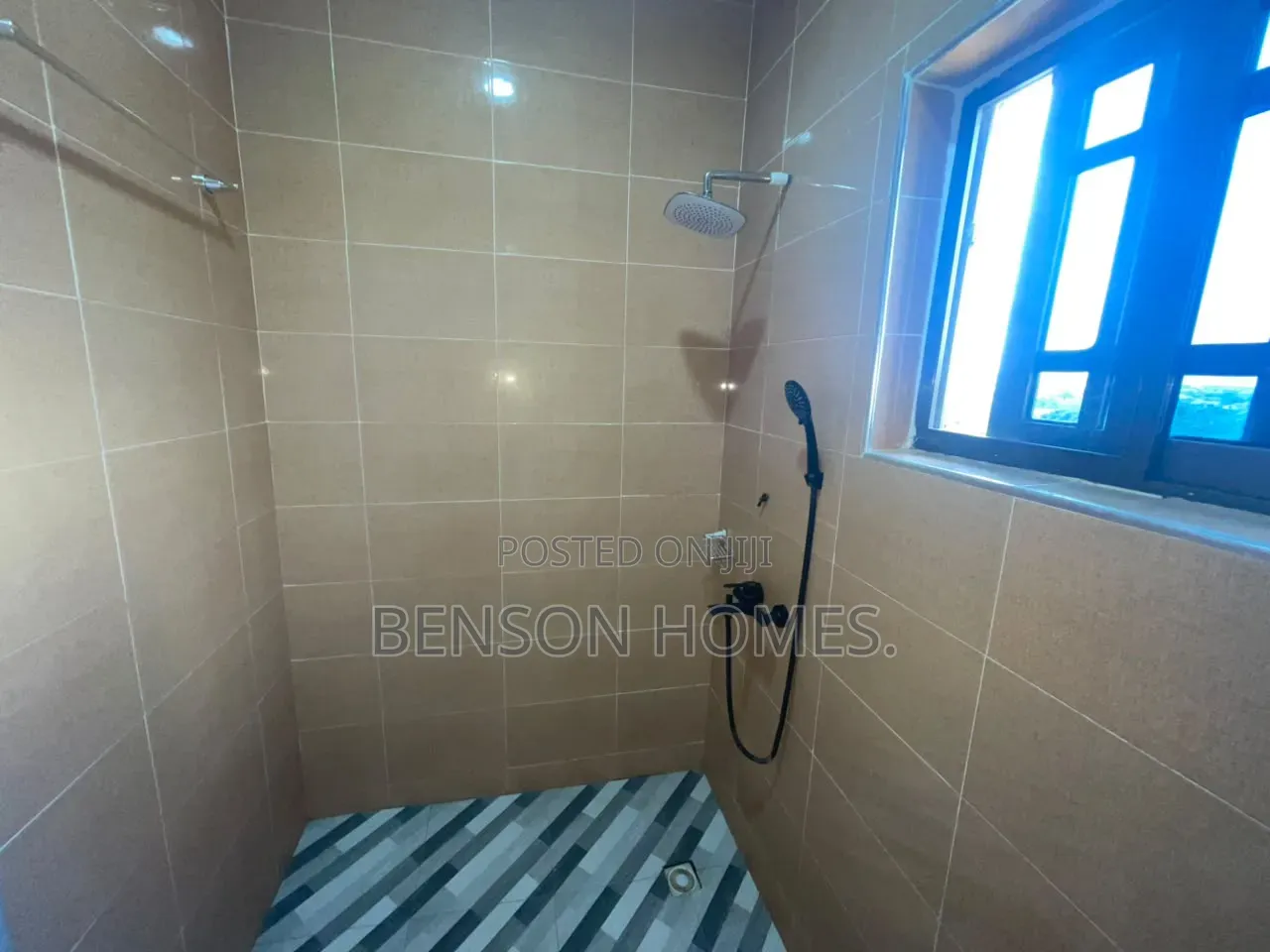 2bdrm Apartment in Market for rent