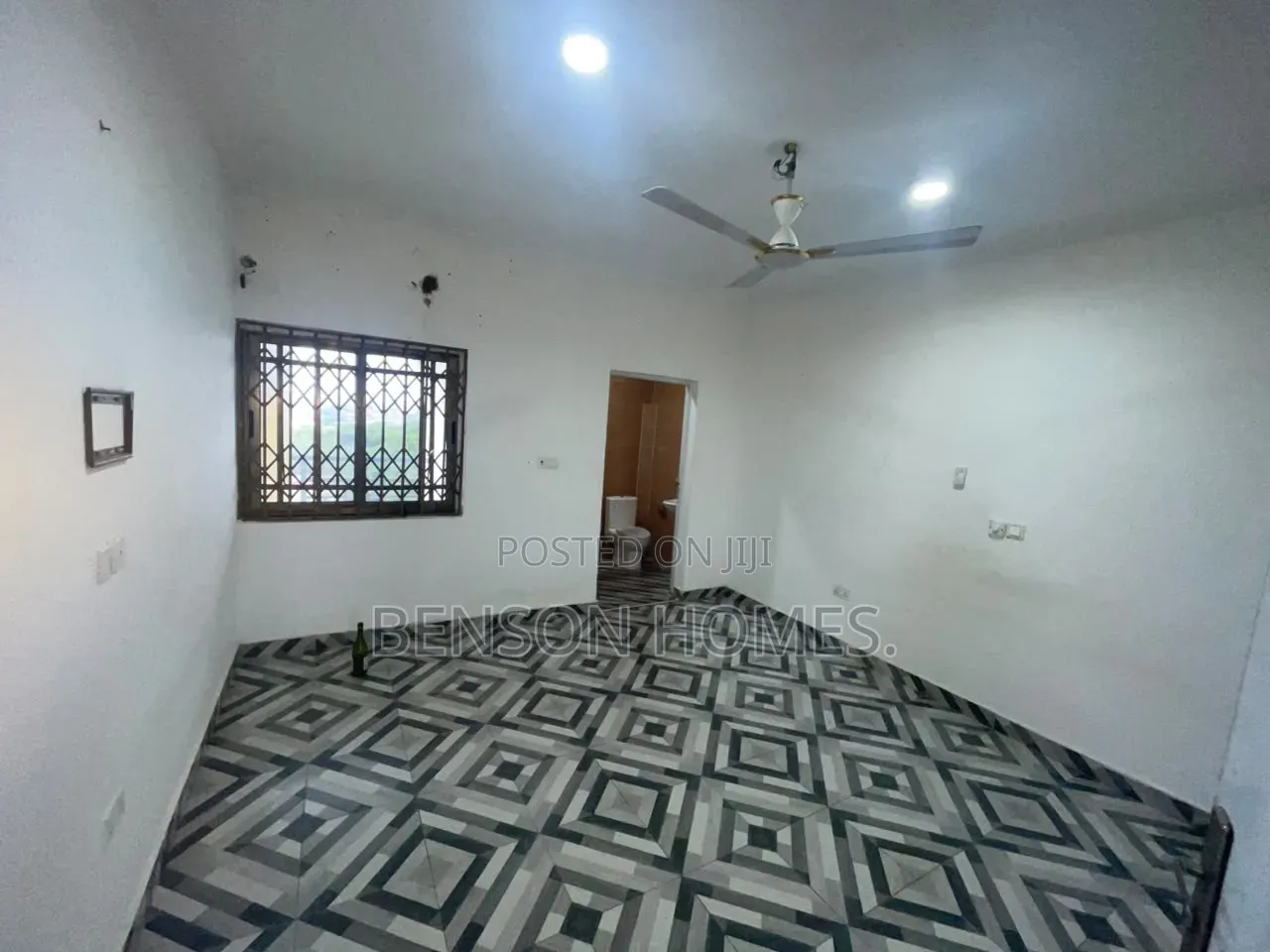 2bdrm Apartment in Market for rent