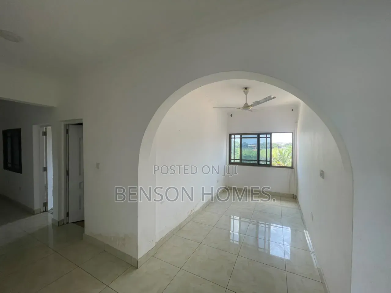 2bdrm Apartment in Market for rent