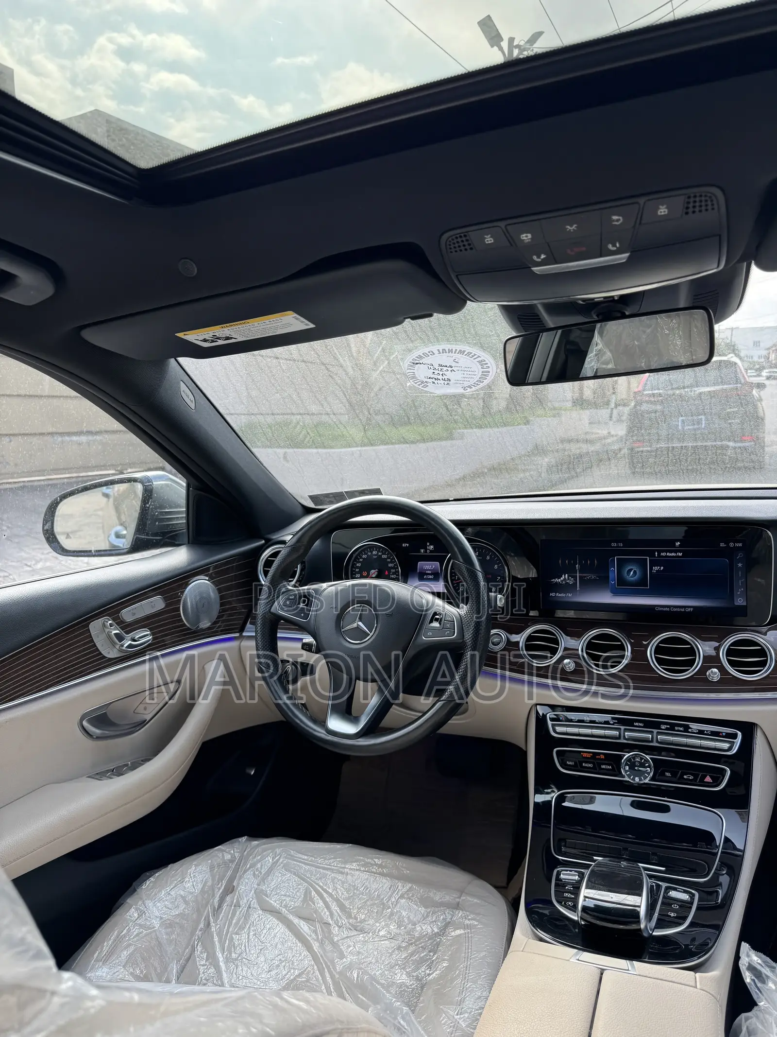 Mercedes-Benz E300 4Matic AWD Sedan (2.0L 4cyl 9A) 2017 Gray