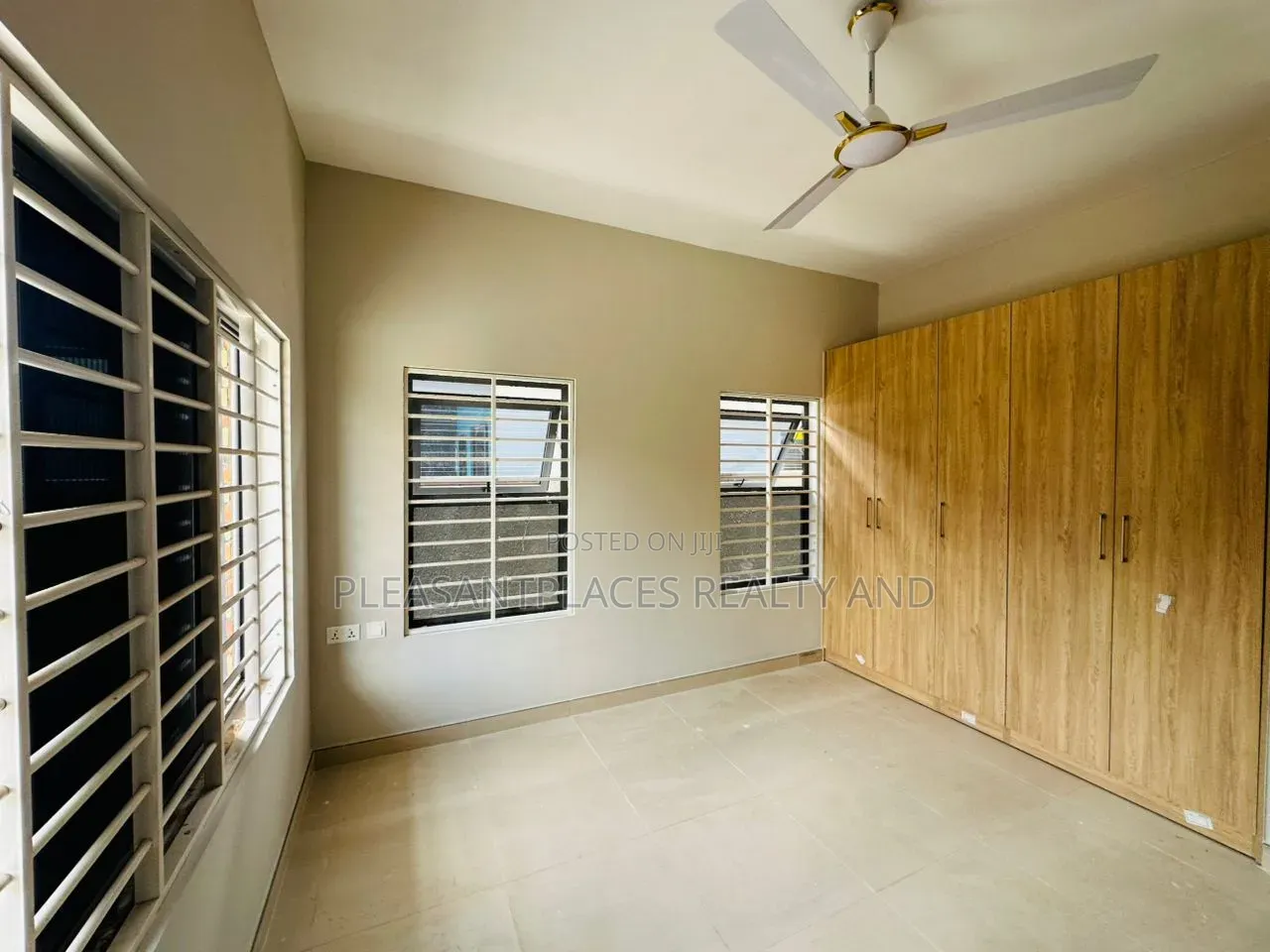 2bdrm House in Pleasantplaces, Ghana Flag for sale