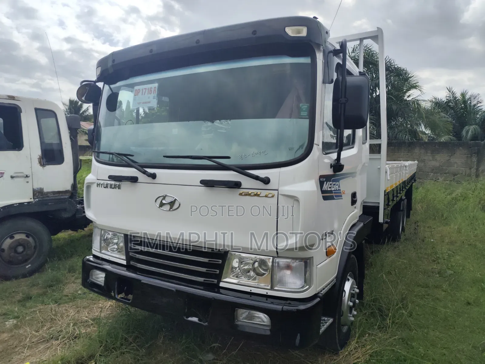 Hyundai 2010 White