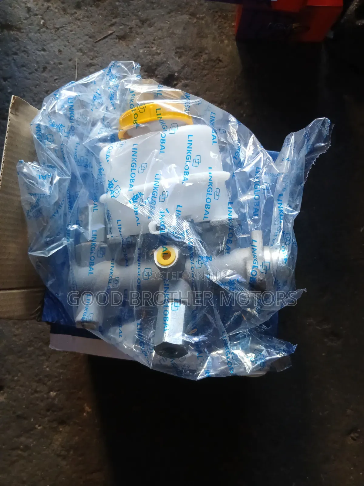 Nissan Sentra Brake Pot