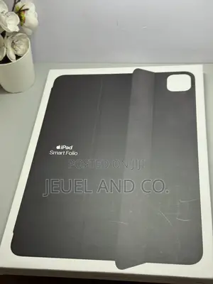Original Apple Smart Folio Case for iPad Pro 11 Inch