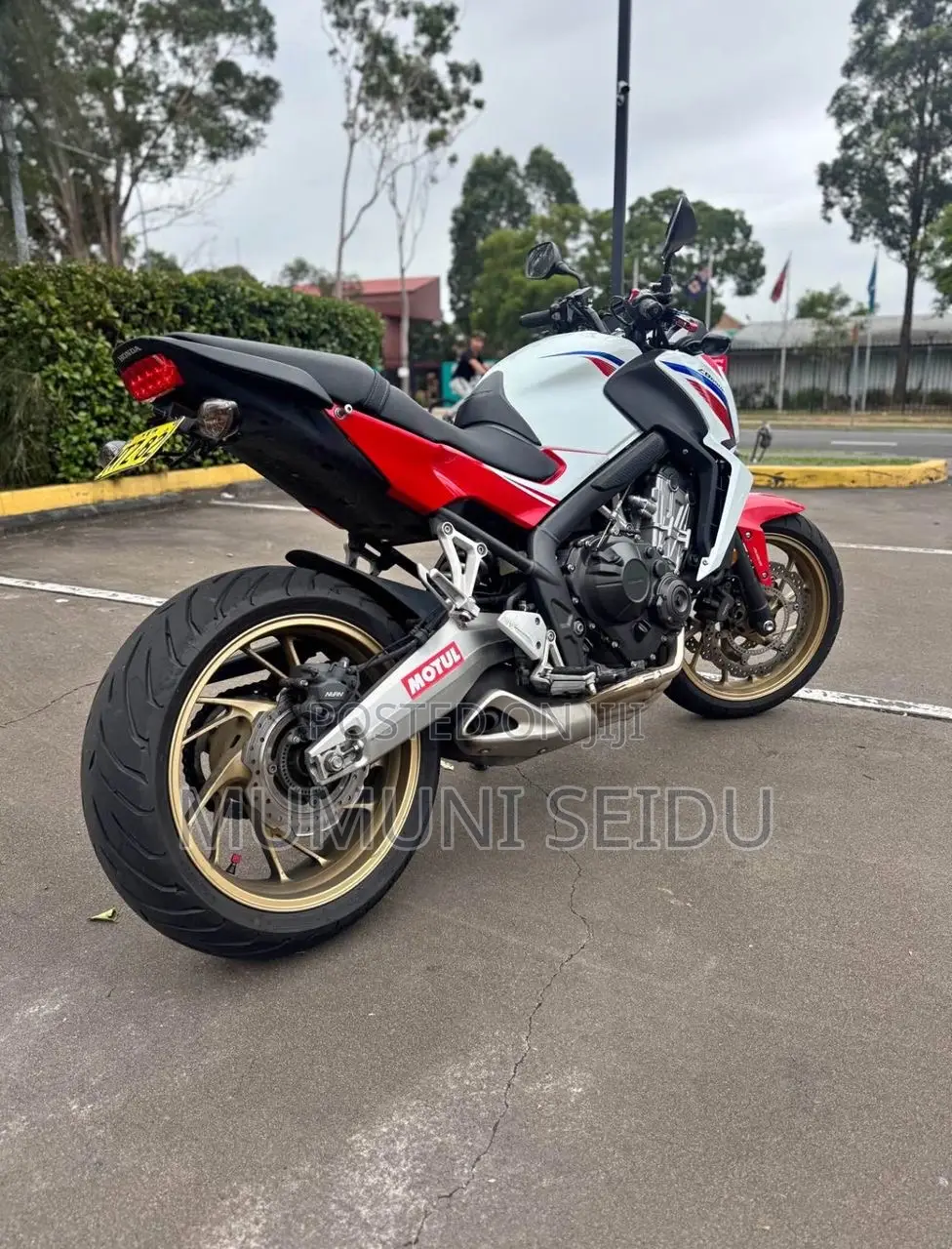 Honda CB 2017 White