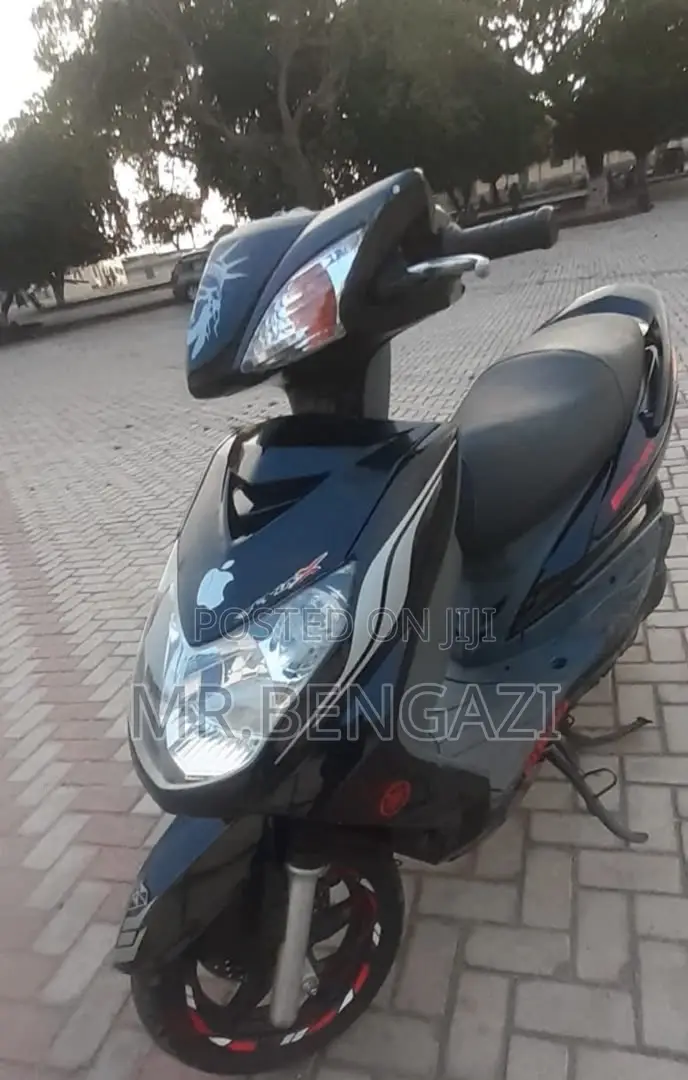 New Yamaha 2026 Black