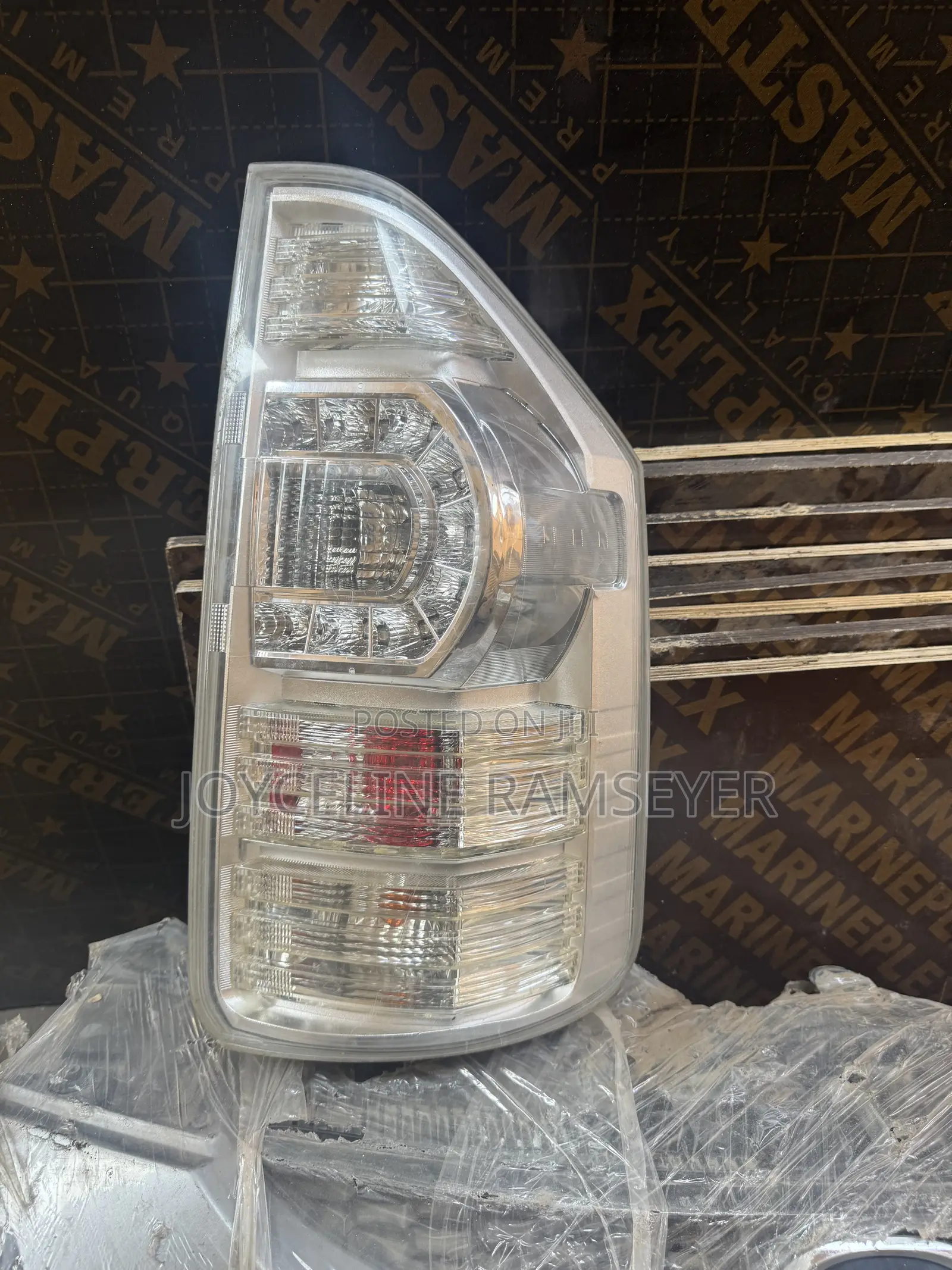 Toyota Voxy Back Light