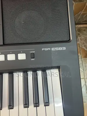 Yamaha PSR 583 61 Keys