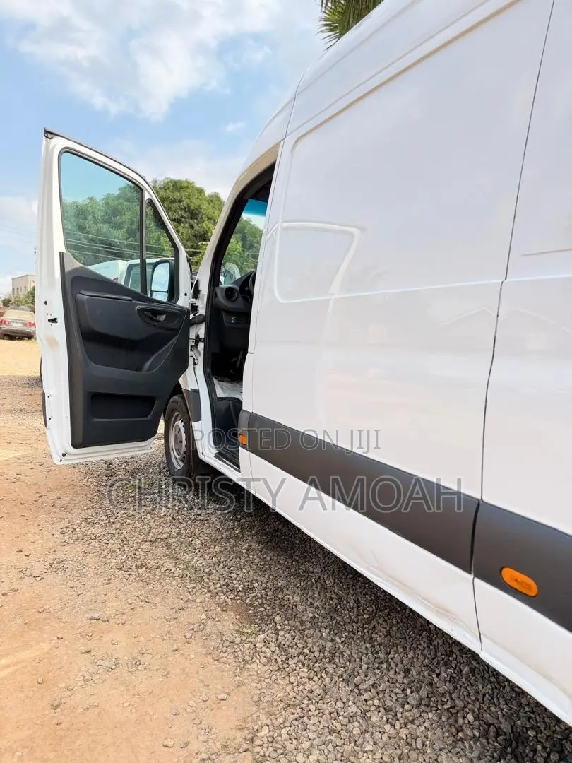 Mercedes-Benz Sprinter 2019 White