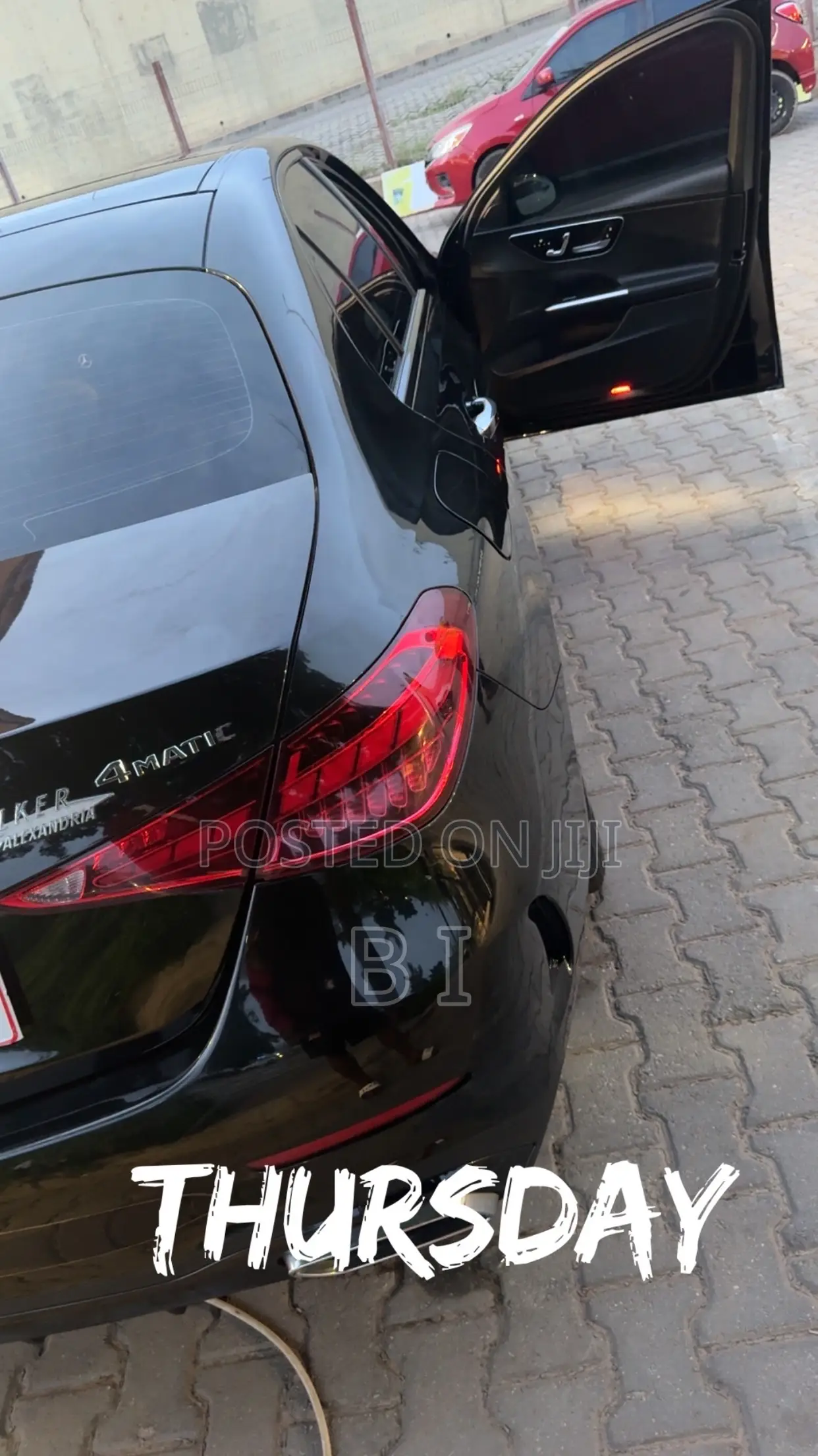 Mercedes-Benz C300 2023 Black