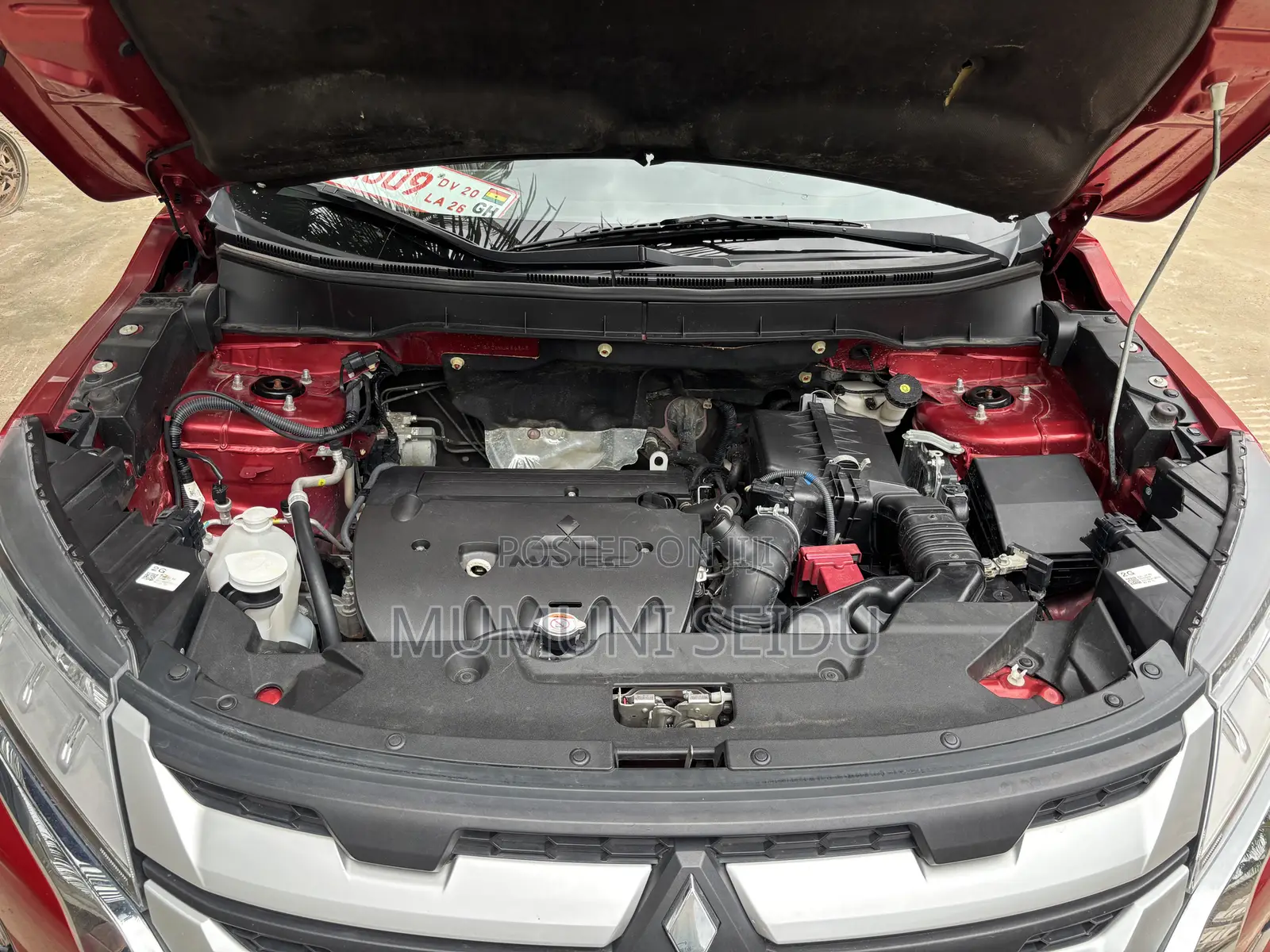 Mitsubishi Outlander 2.0 PHEV AWD 2021 Red