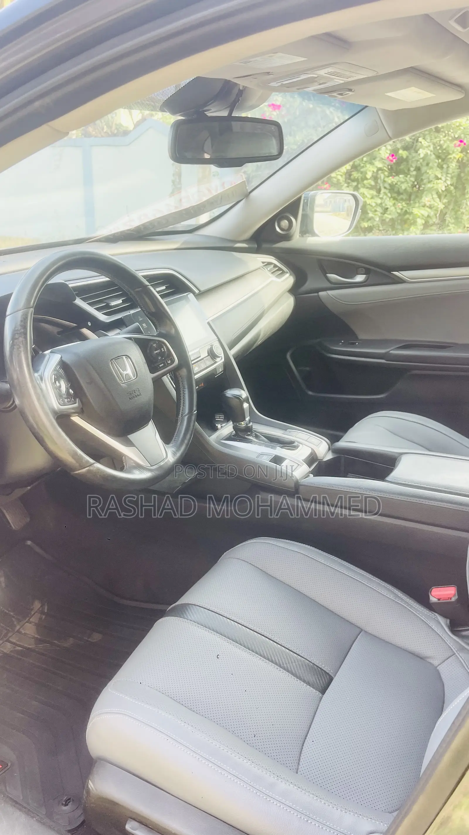 Honda Civic Touring 4dr Sedan (1.5L 4cyl) 2017 Gray