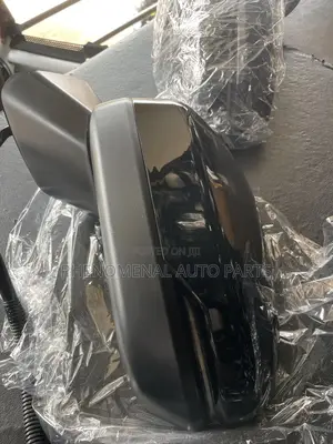 Honda CRV 2023-2025 Side Mirror With Light and Sensor