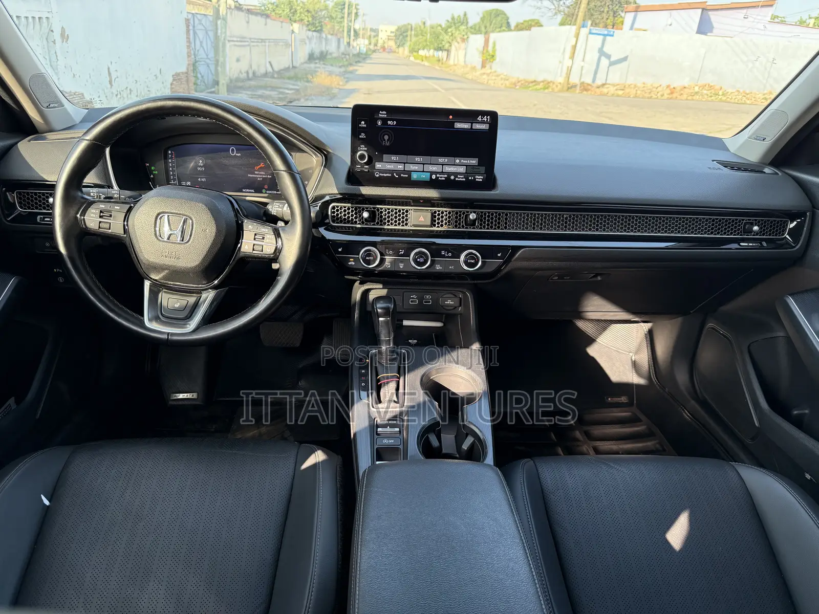 Honda Civic Touring CVT 2023 Black