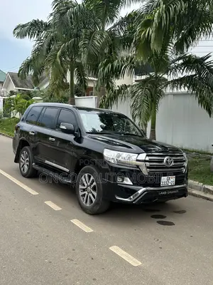 Toyota Land Cruiser 2010 Black