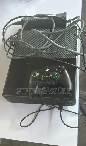 Xbox One Console With One Pad and Fc 26