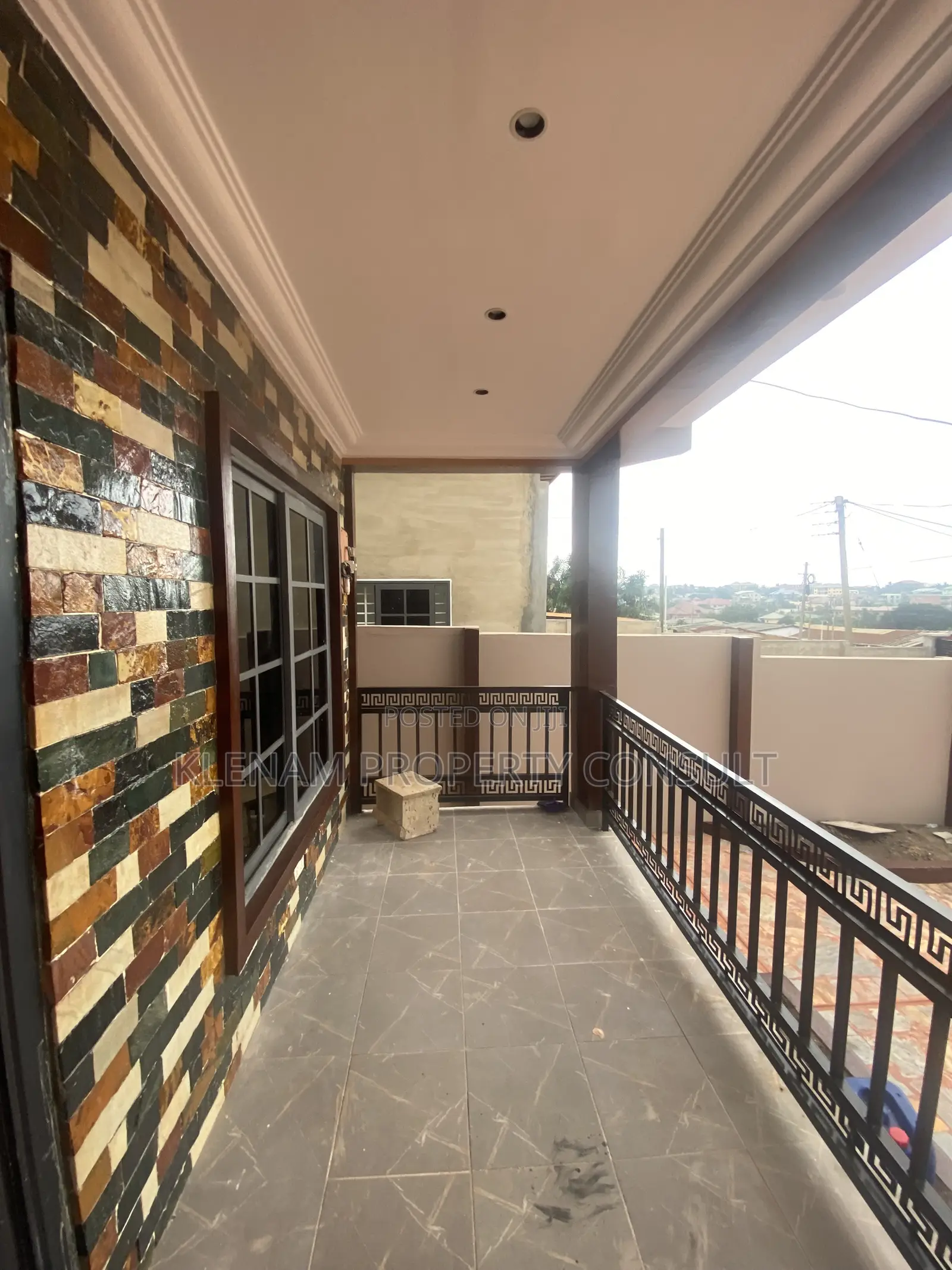 3bdrm House in Gbawe for sale