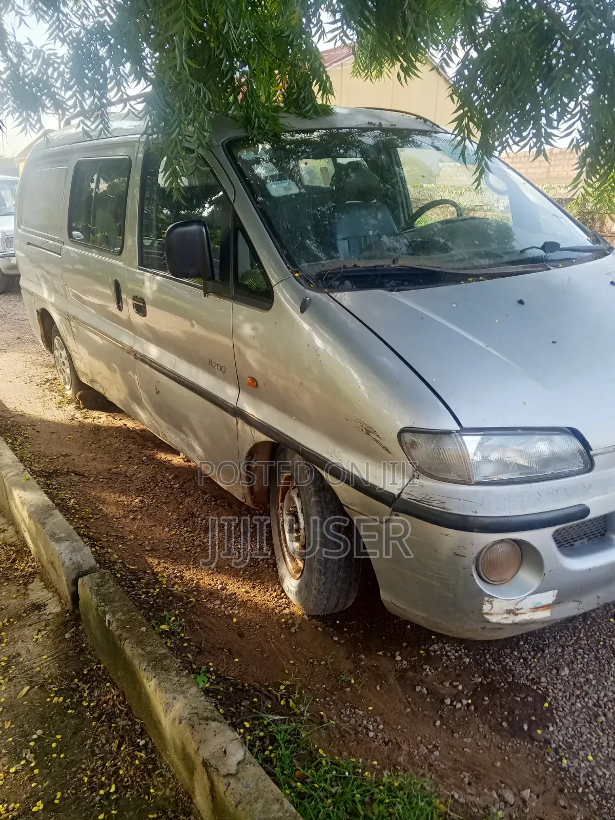 Hyundai Starex 2013 Grey