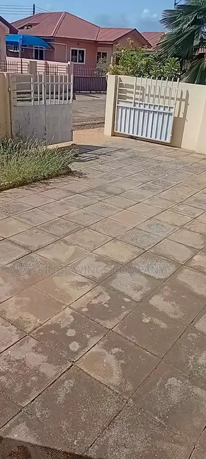 3bdrm House in Devtraco Estate, Community 25 for rent