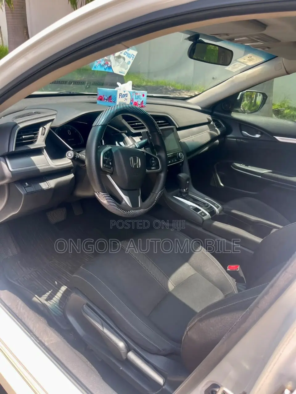 Honda Civic EX-L 4dr Sedan (1.5L 4cyl) 2017 White