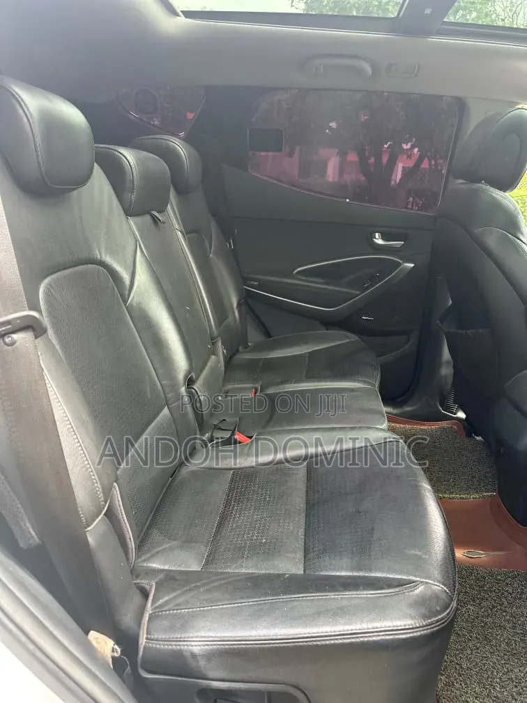 Hyundai Santa Fe 2013 White