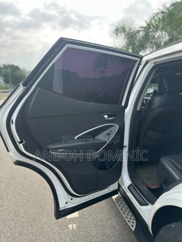 Hyundai Santa Fe 2013 White
