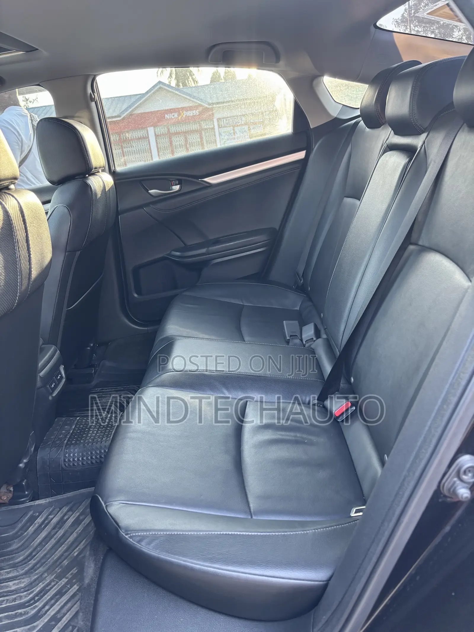 Honda Civic Touring 2dr Coupe (1.5L 4cyl) 2017 Black