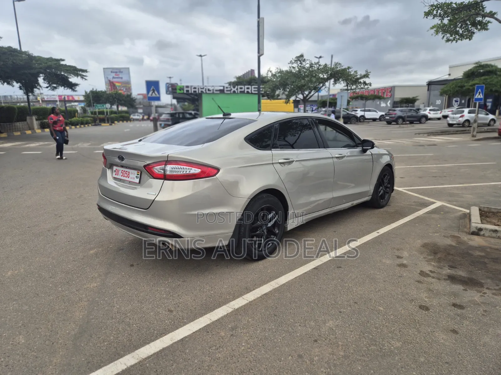 Ford Fusion SE 2013 Beige