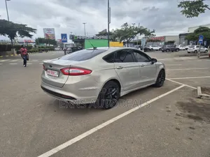 Ford Fusion SE 2013 Beige