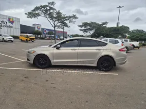 Ford Fusion SE 2013 Beige