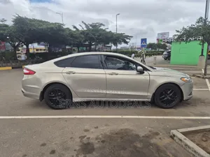 Ford Fusion SE 2013 Beige
