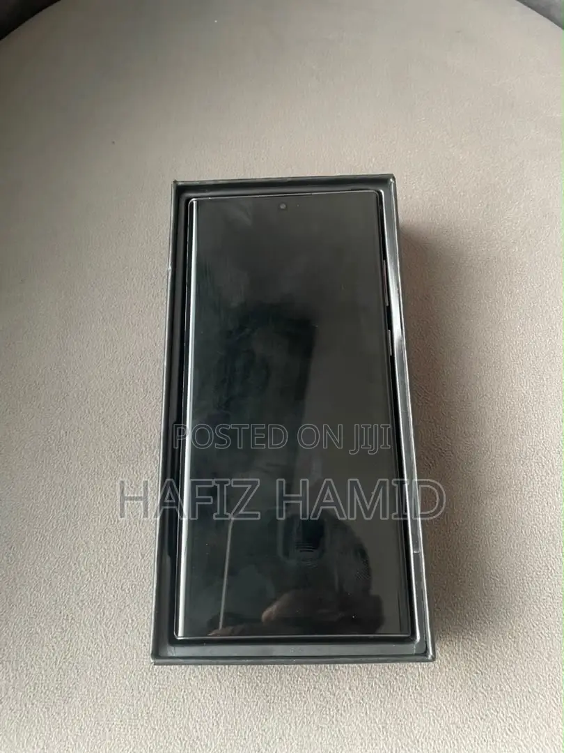 New Samsung Galaxy S22 Ultra 128 GB Black