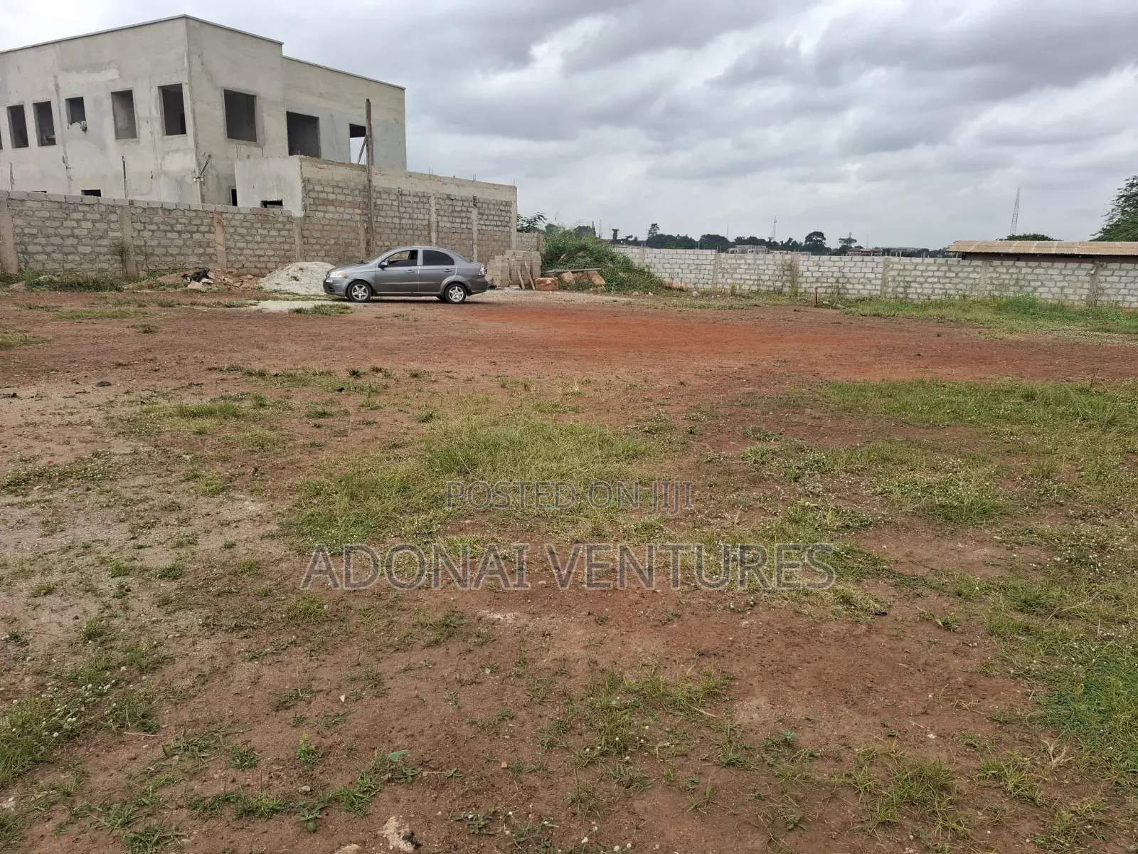 Full Plot of Land for Sale in Danyame