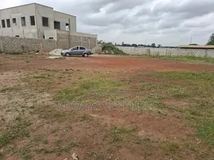Full Plot of Land for Sale in Danyame