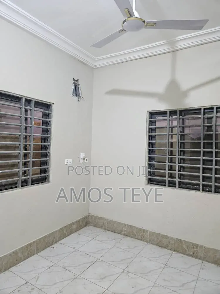 Furnished 3bdrm House in J4 Mini House, Amasaman for rent
