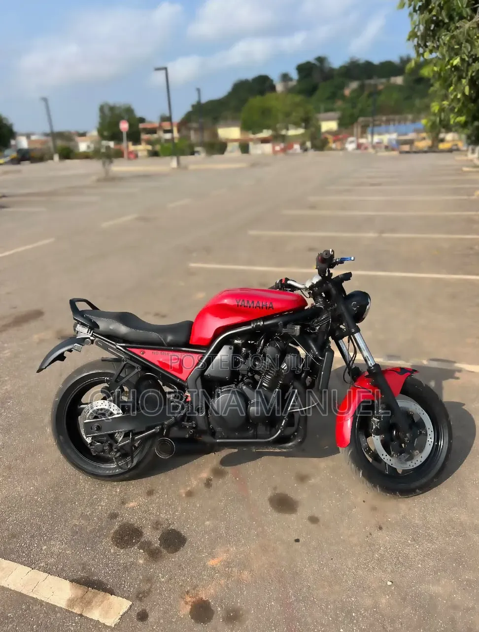 Yamaha FZ 2002 Red