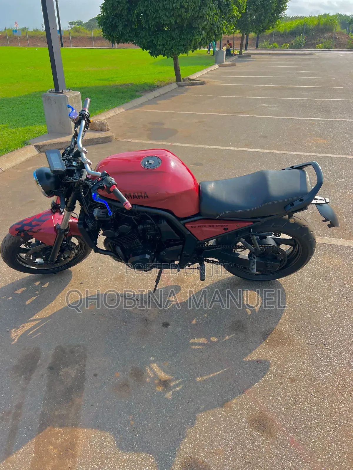 Yamaha FZ 2002 Red