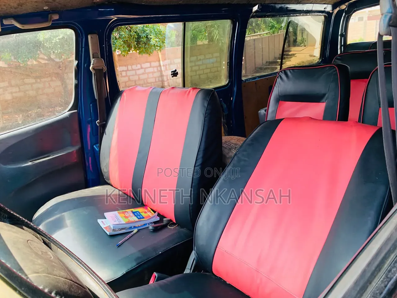 Toyota HiAce 2006 Blue