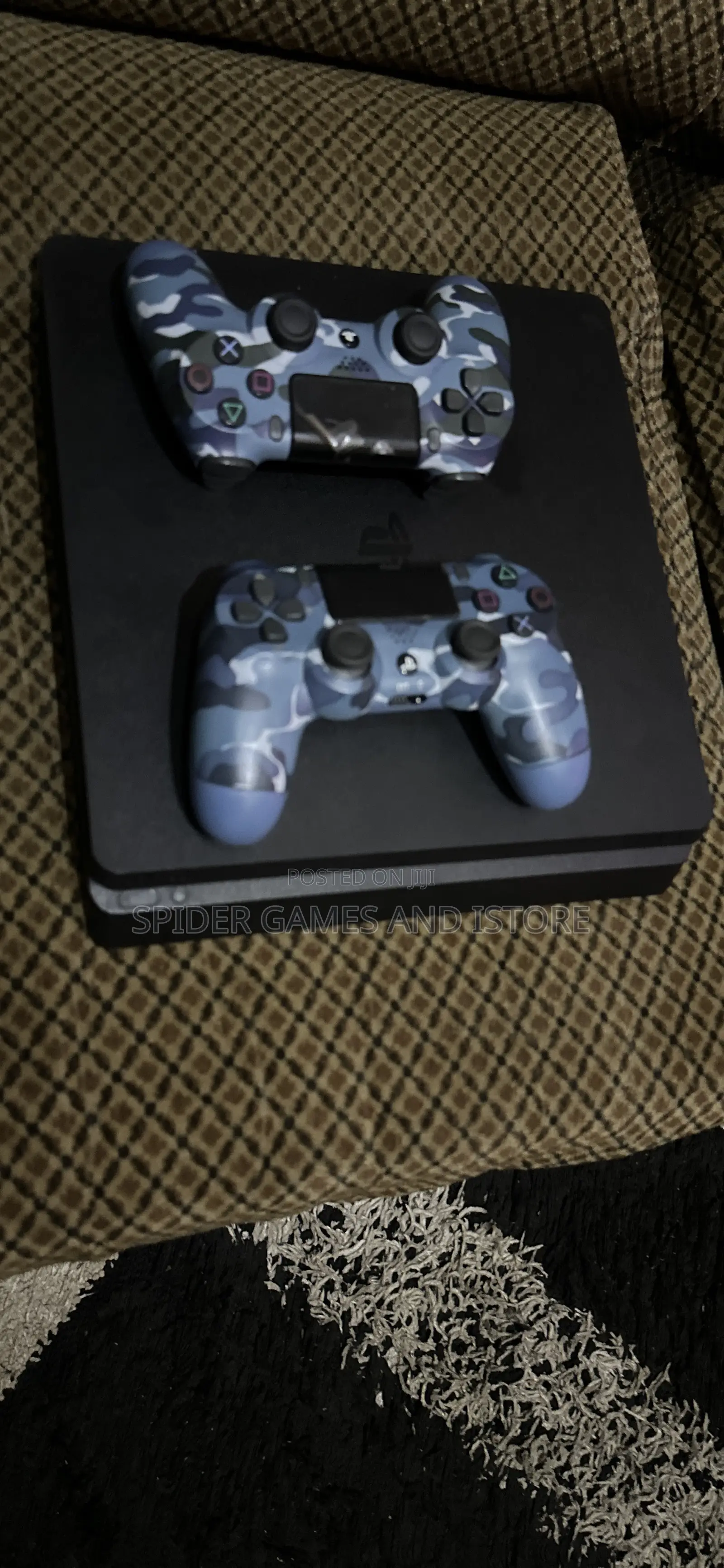 Play Station 4 Slim Jailbreak 1TB With 15 Games Installed