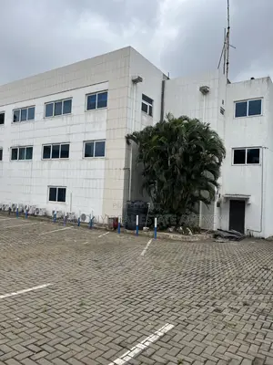 Office Complex for Sale ~Airport