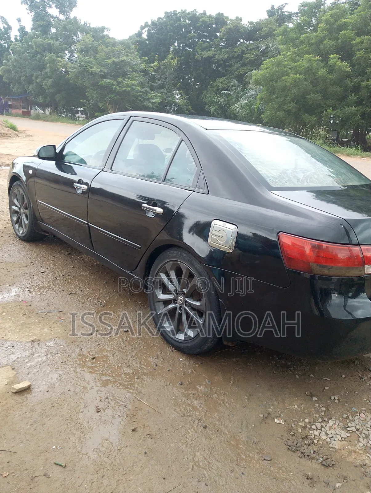 Hyundai Sonata 2011 Black