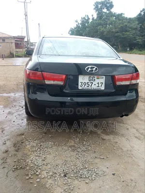 Hyundai Sonata 2011 Black