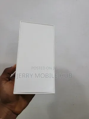New Samsung Galaxy S20 FE 5G 128 GB