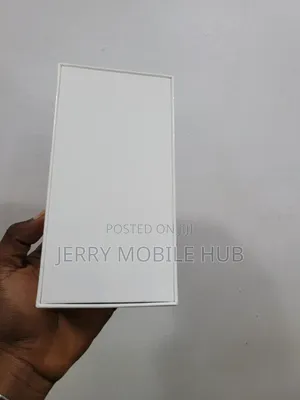 New Samsung Galaxy S20 FE 5G 128 GB