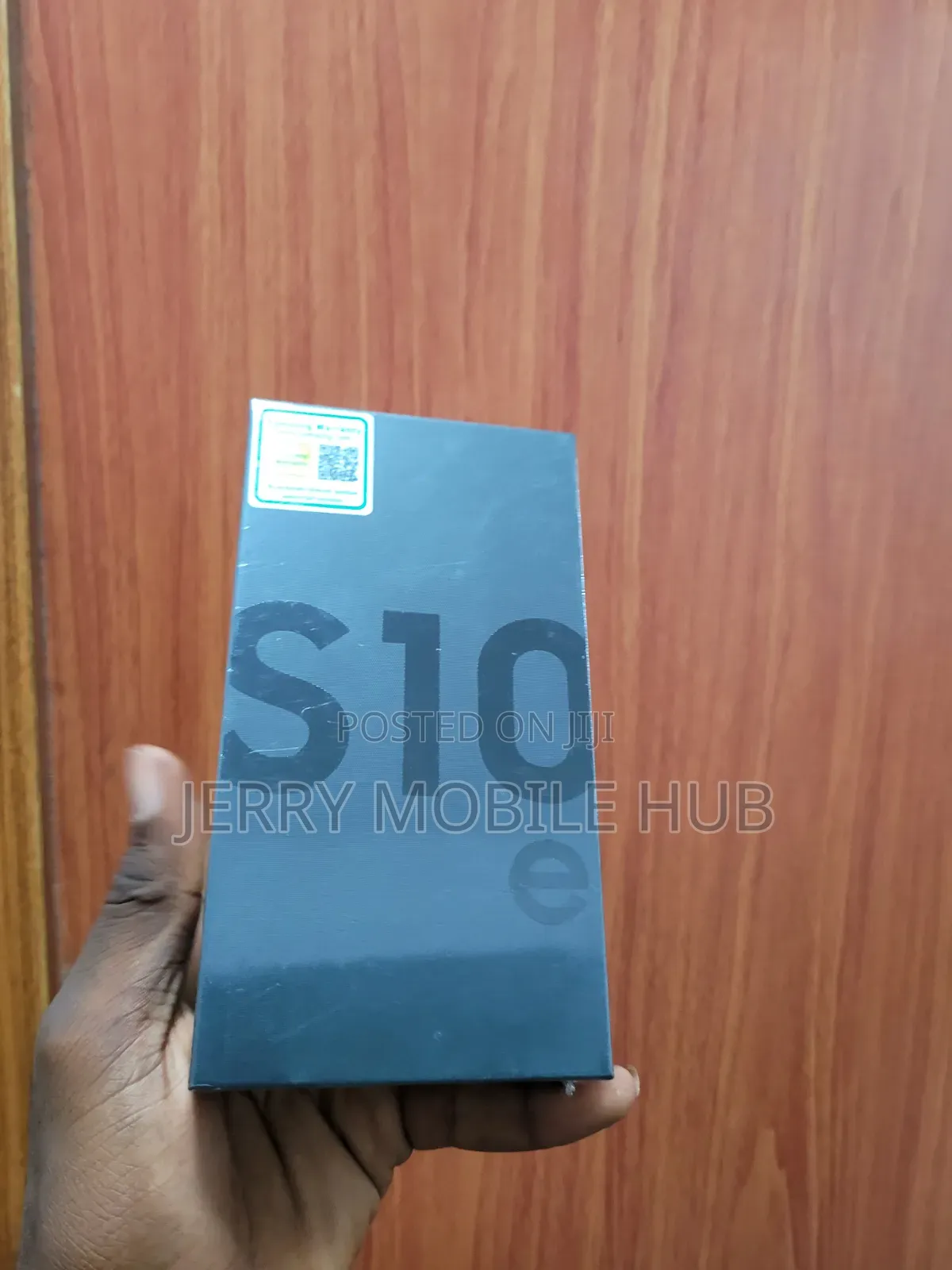 New Samsung Galaxy S10e 128 GB