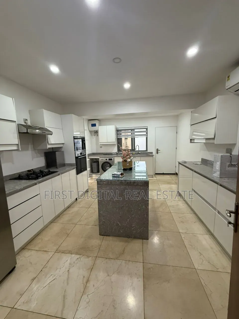 4 Bedroom for Sale at Westland
