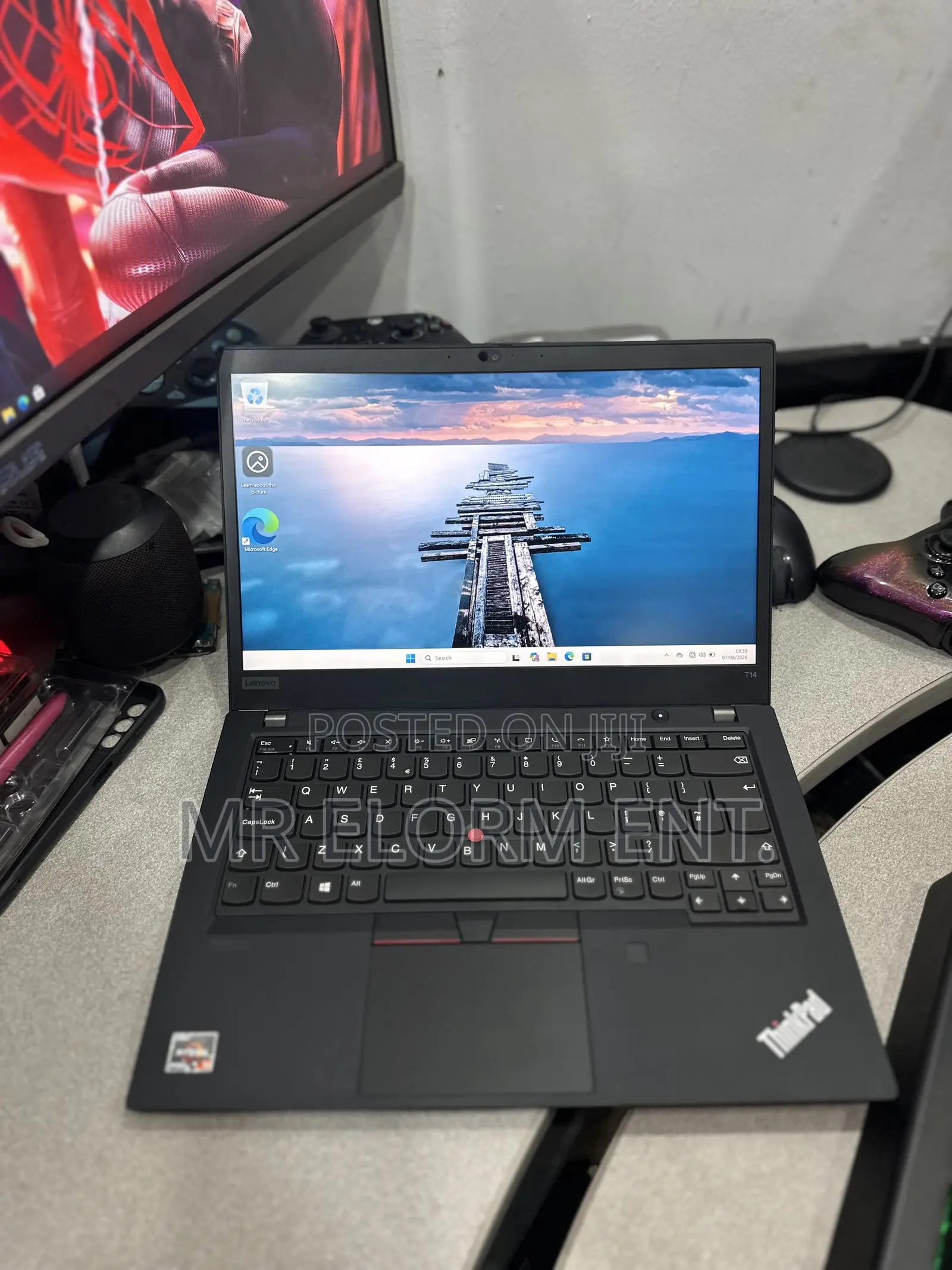 Laptop Lenovo ThinkPad T14s Gen 1 8GB AMD Ryzen 5 SSD 256GB